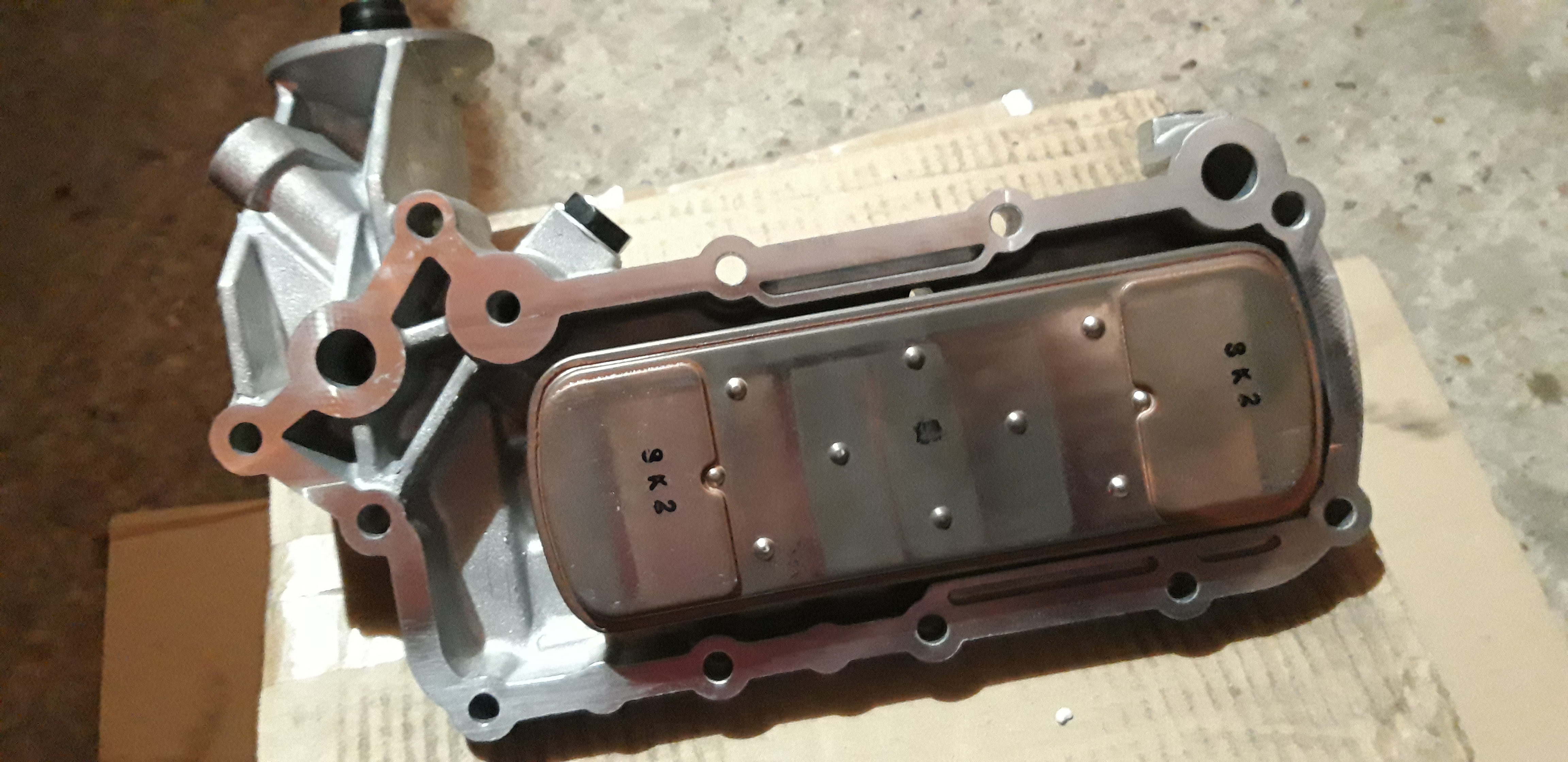 Vind ulei radiator 264004a002