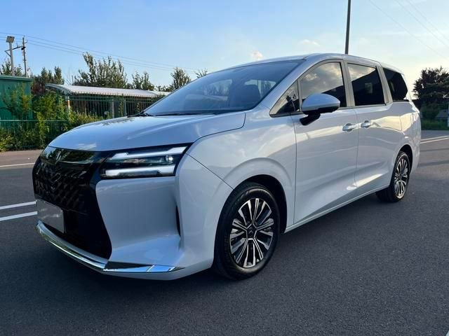 Wuling Darion