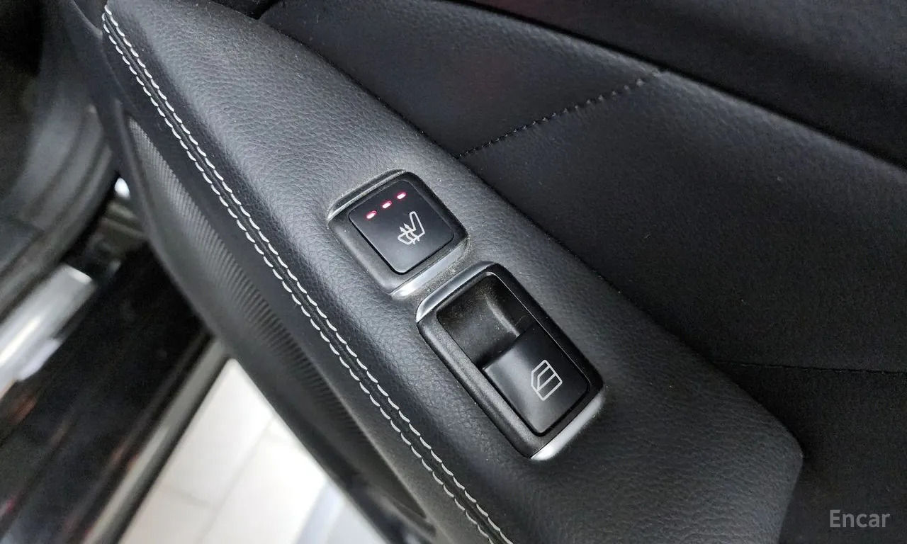 Mercedes CLS-Class
