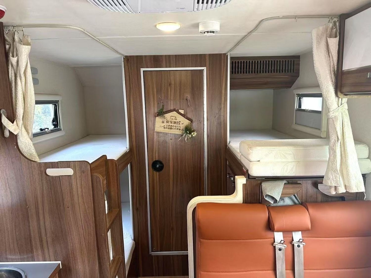 Maxus Camper