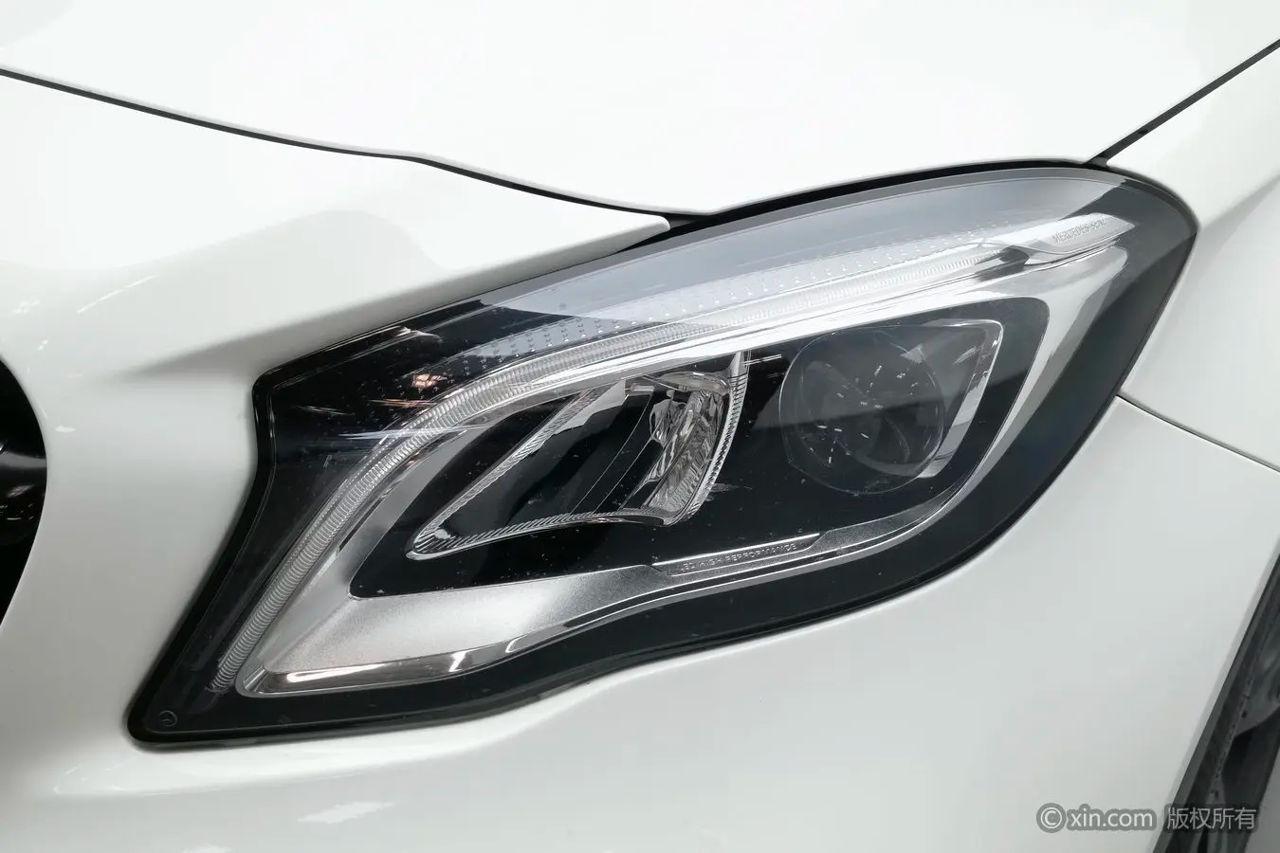 Mercedes GLA
