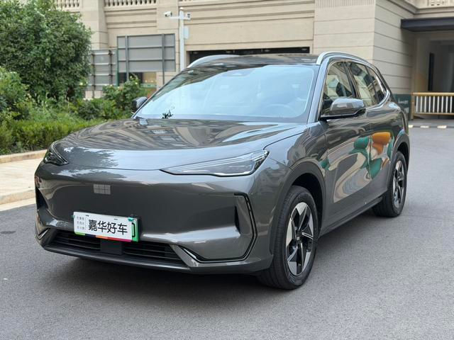 Geely Galaxy E5