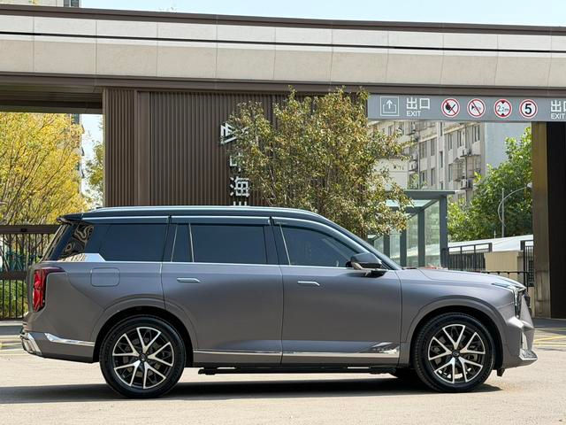 GAC GS8
