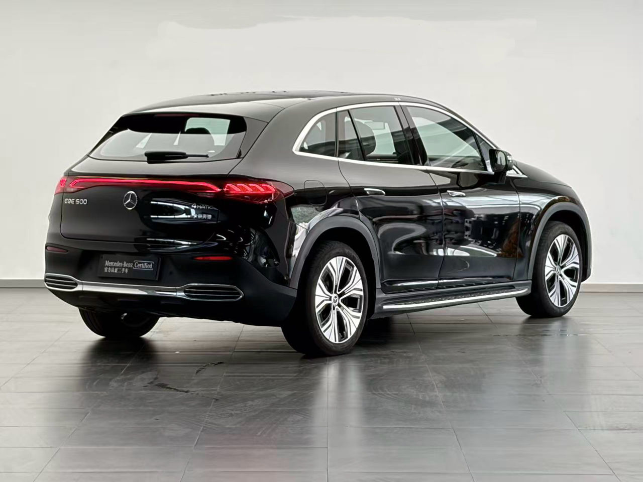 Mercedes EQE
