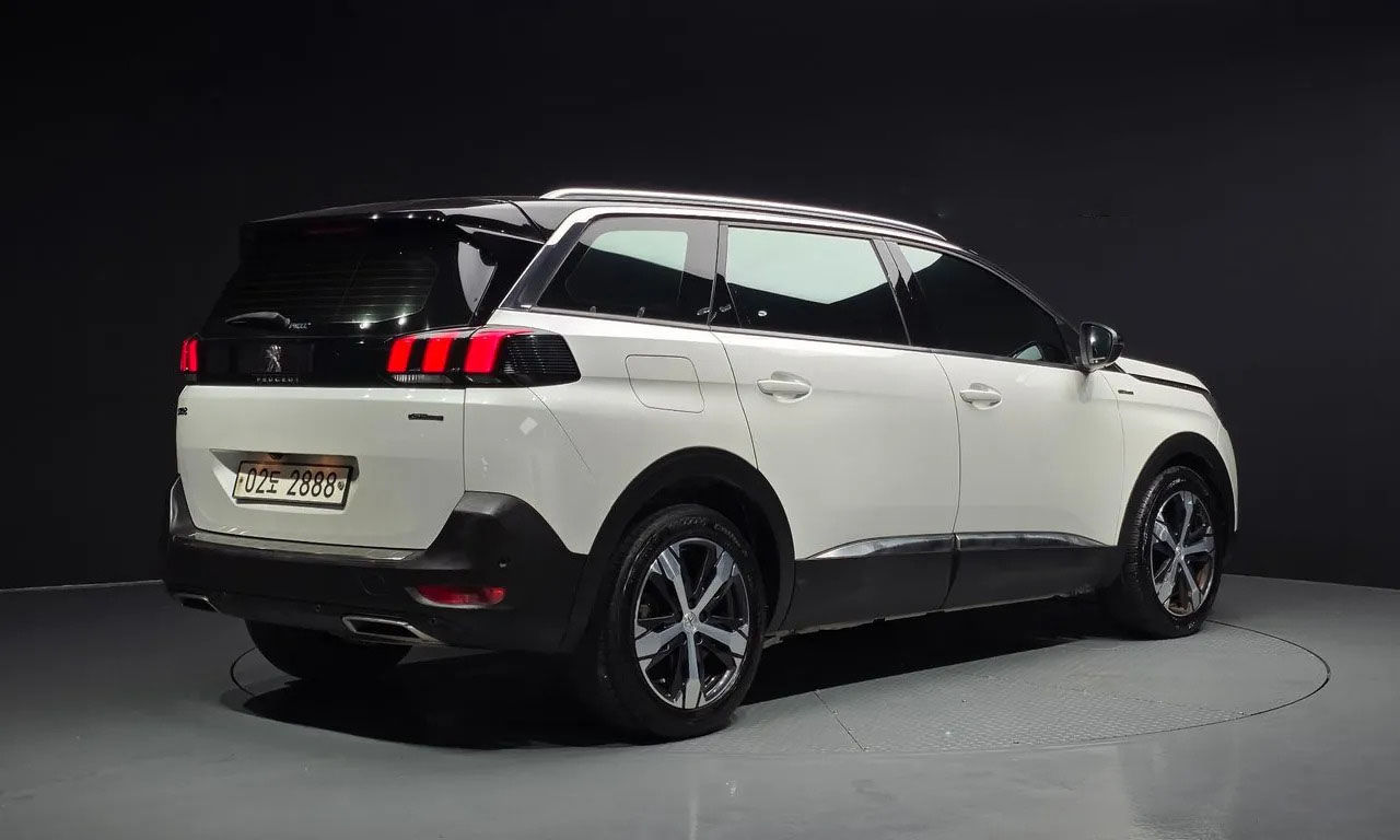 Peugeot 5008
