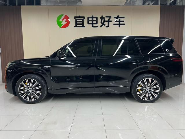 Denza N9