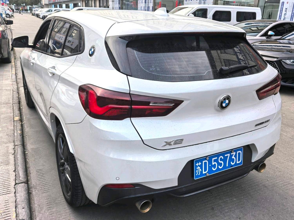 BMW X2
