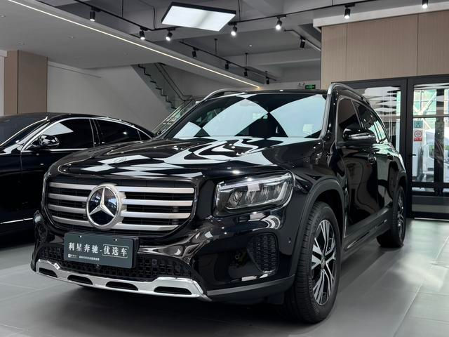 Mercedes GLB