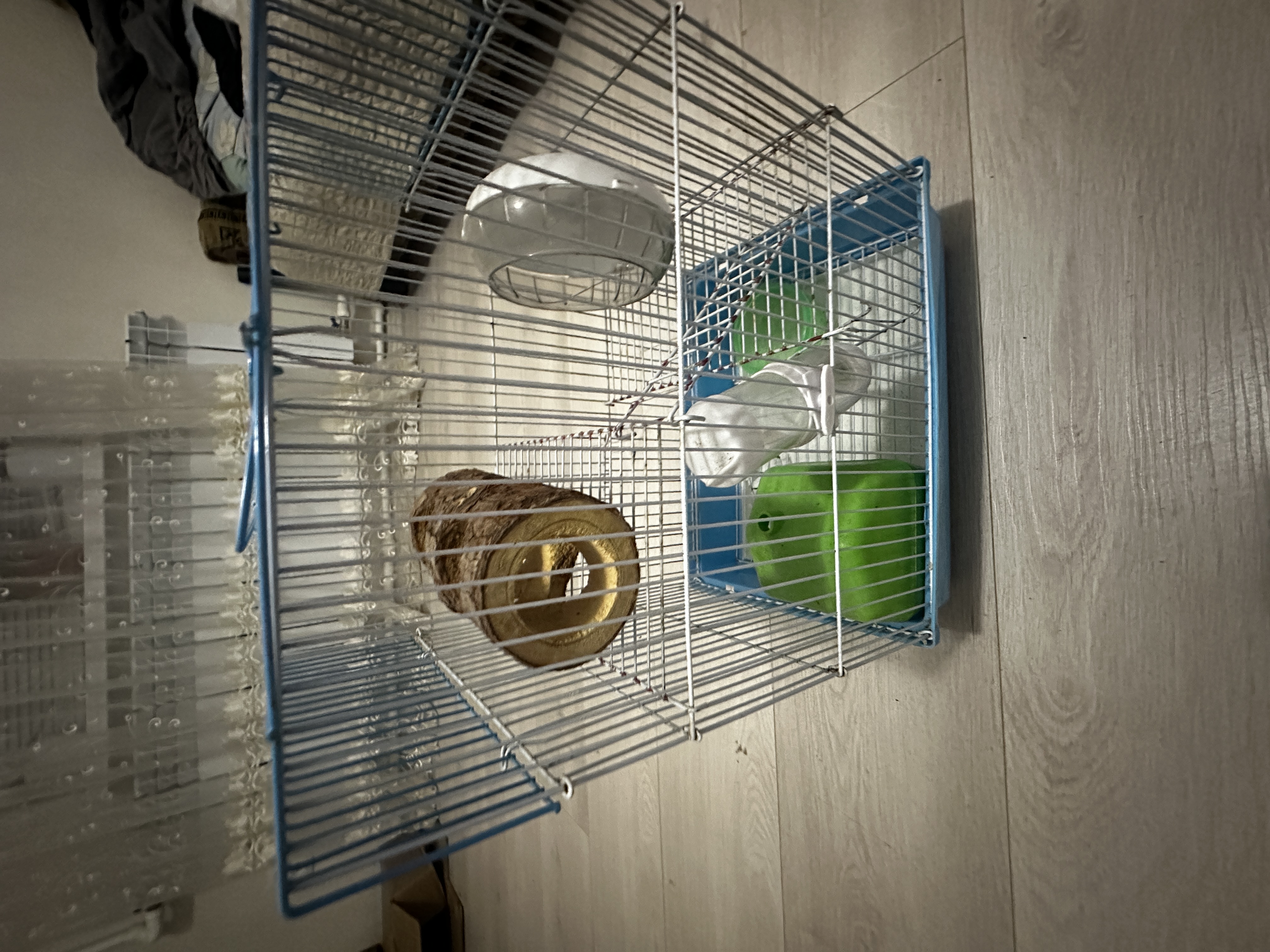 Căsuța pentru hamsteri